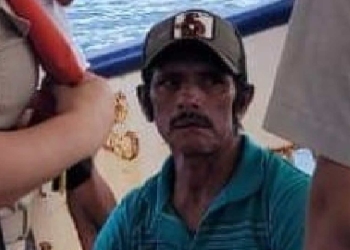 Pescador rescatado en altamar en puerto Progreso: piden ayuda para encontrar a sus familiares